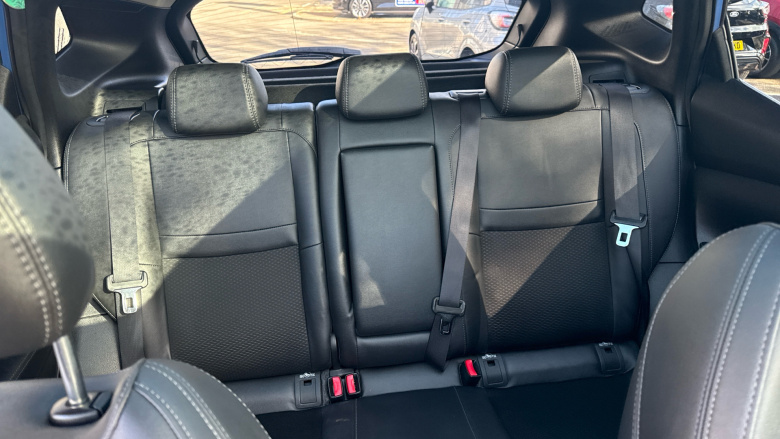 Nissan Qashqai 1.5 dCi 115 Tekna 5dr Diesel Hatchback